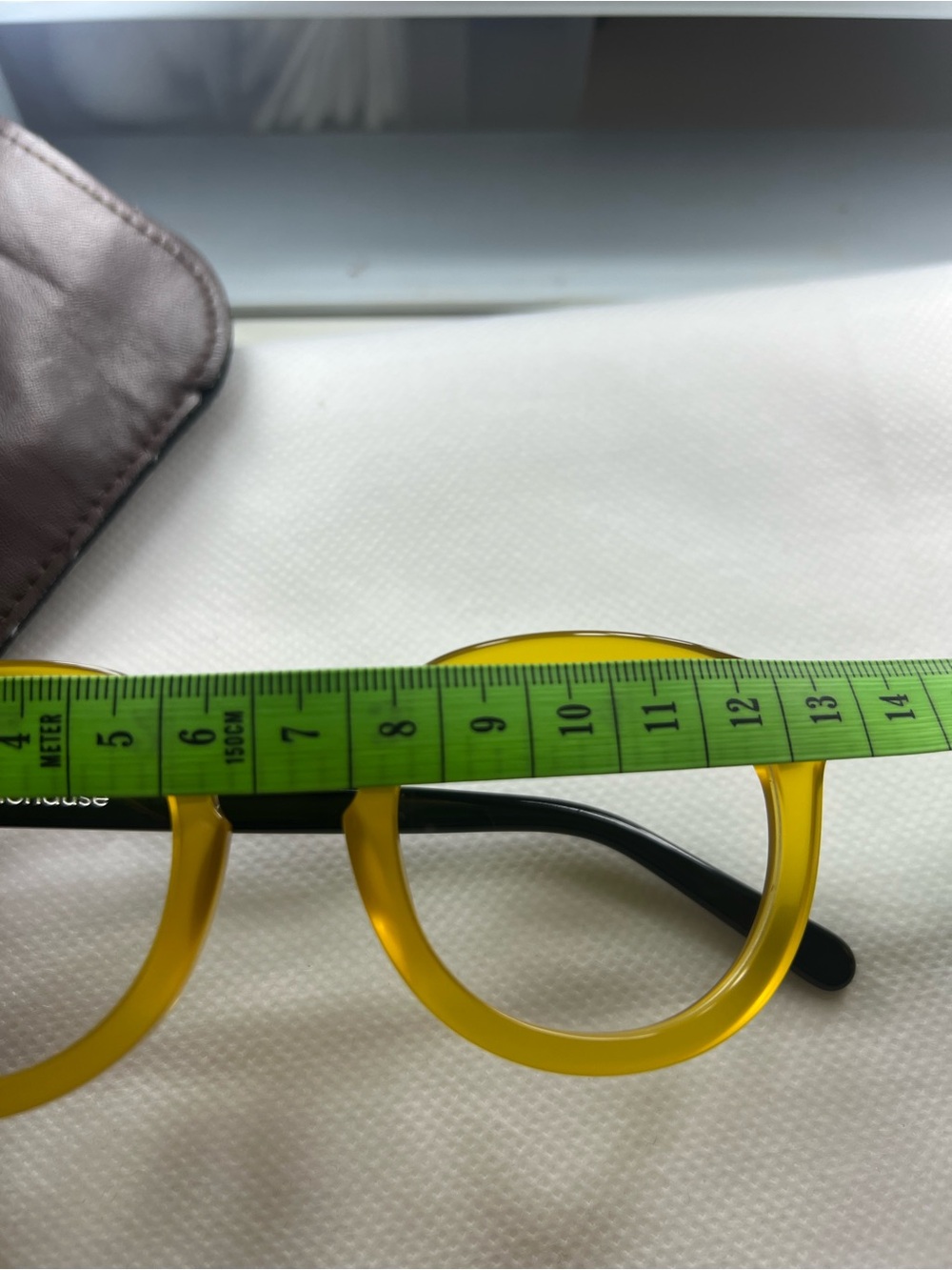 Lohaue Yellow Round Frame Sunglasses - Picture 10 of 11